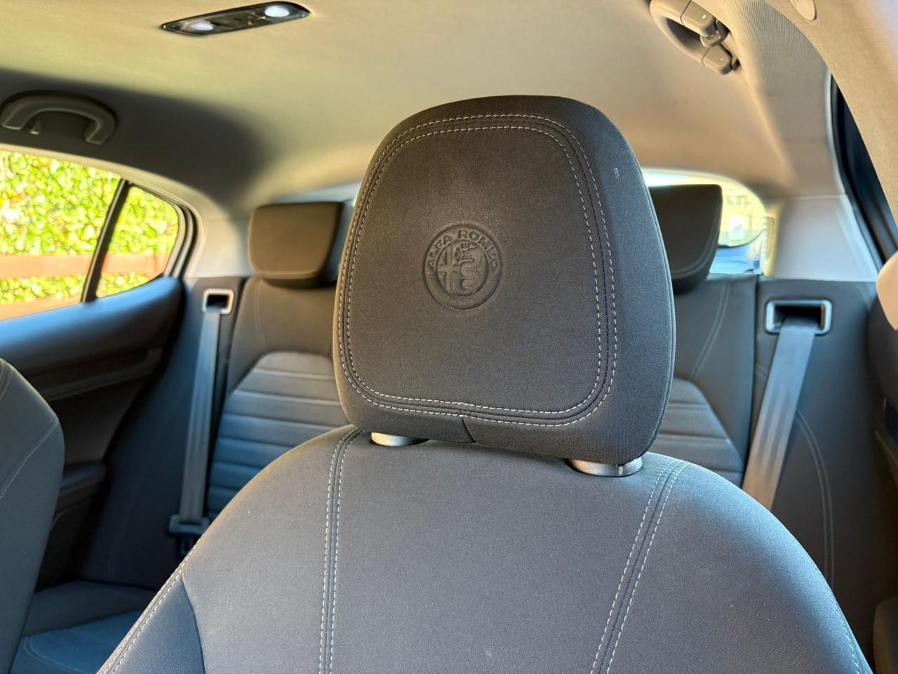 Alfa Romeo Stelvio 2.2 Turbodiesel 160 CV AT8 RWD Business