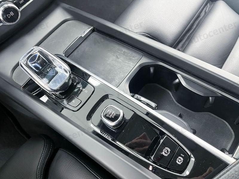 Volvo XC60 XC60 B4 (d) 197CV AWD AUT INSCRIPTION **AUTOCARRO N1**