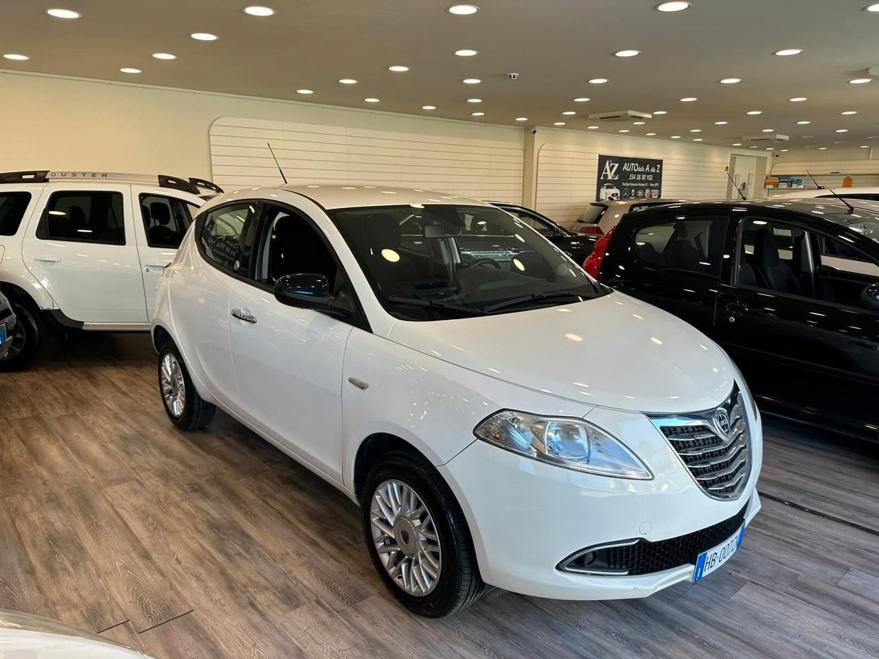 Lancia Ypsilon 0.9 TwinAir 85 CV 5 porte Metano Ecochic Gold
