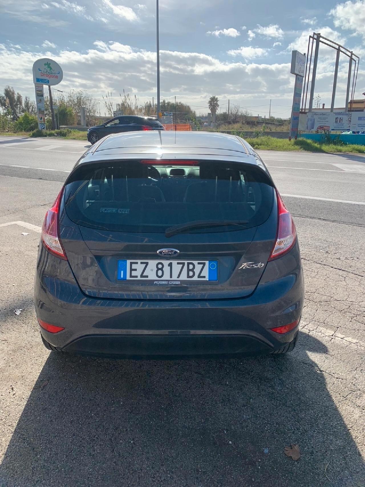 Ford Fiesta 1.5 TDCi 75CV 5 porte Titanium