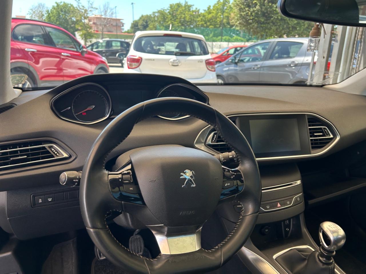 Peugeot 308 1.6 e-HDi 115 CV Stop&Start GT Line
