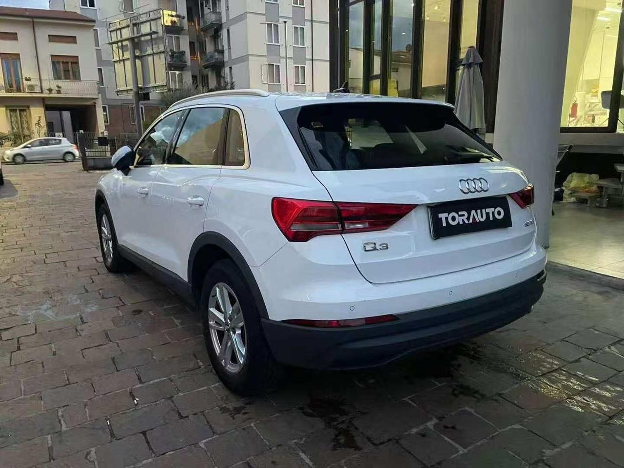 Audi Q3 35 TDI S tronic Business Advanced
