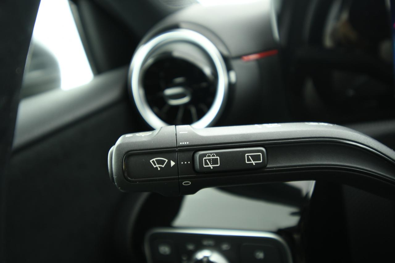 Mercedes-Benz A 250 e phev (eq-power) Premium auto CAMERA+APP CONNECT+C18"