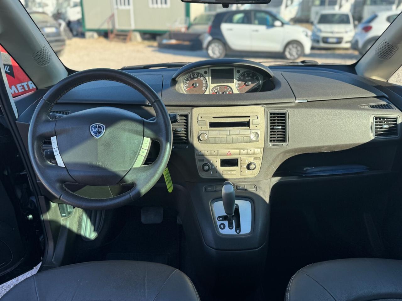 Lancia MUSA 1.4 16V Poltrona Frau
