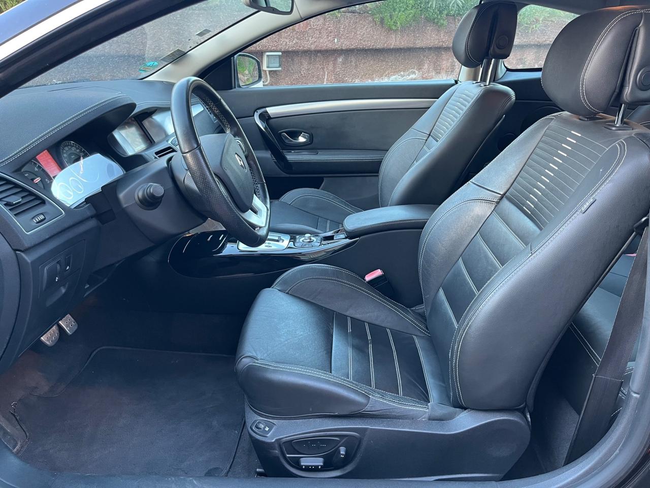 Renault Laguna Coupé 3.0 dCi V6 -2013