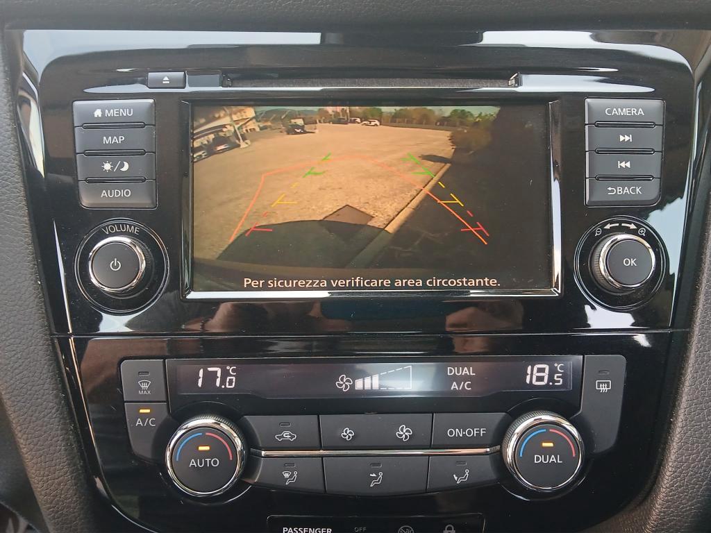 Nissan Qashqai 1.3 DIG-T 140 CV Business