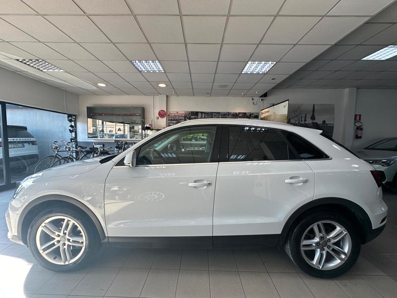 Audi Q3 2.0 TDI 150 CV UNICOPRPRIETARIO TAGLIANDATO PARI AL NUOVO!!!!