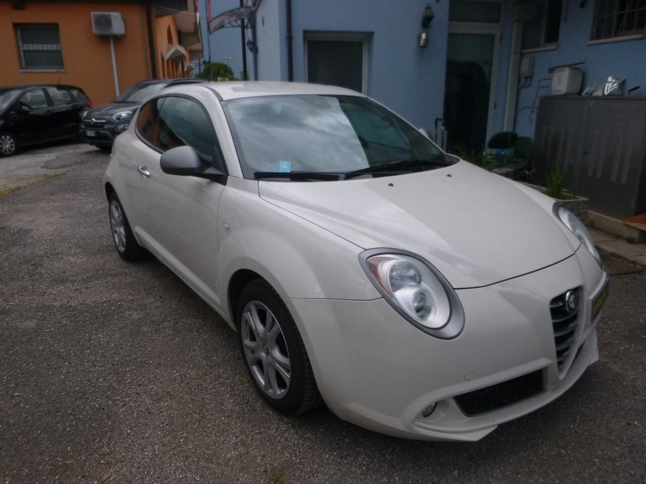 Alfa Romeo MiTo 1.3 JTDm-2 95 CV S&S Distinctive
