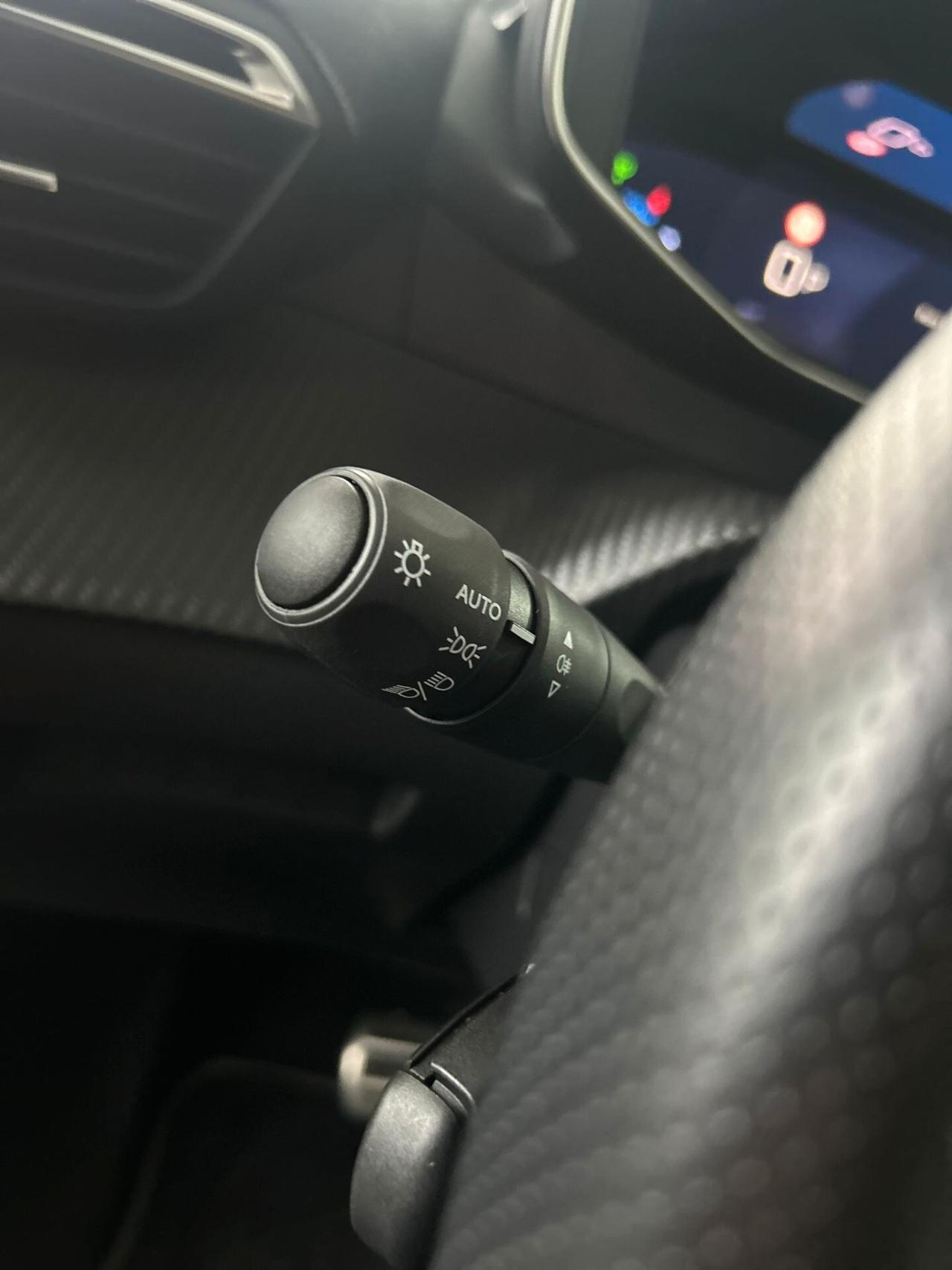 Peugeot 208 Hybrid 145 e-DCS6 GT