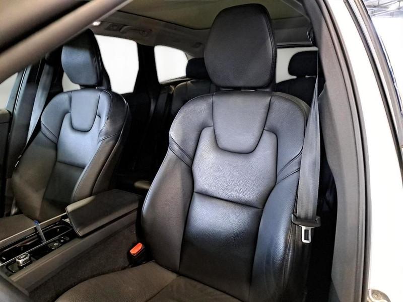 VOLVO XC60 T6 PLUG-IN AWD AUTO RECHARGE INS. EXP SUV