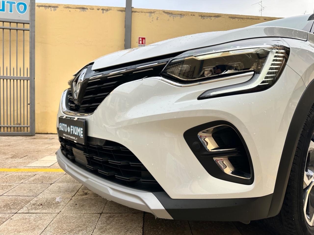 Renault Captur Plug-in Hybrid E-Tech Intens