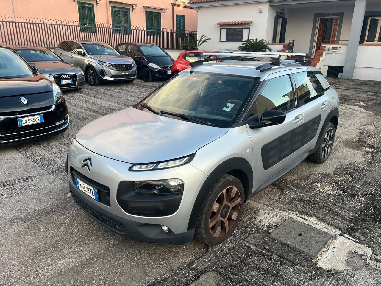 Citroen C4 Cactus BlueHDi 100 Shine