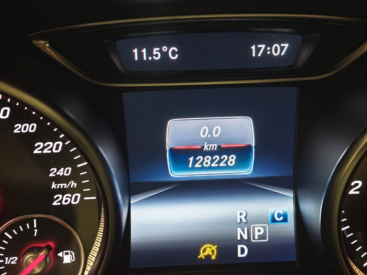 Mercedes-benz GLA 200 d Premium