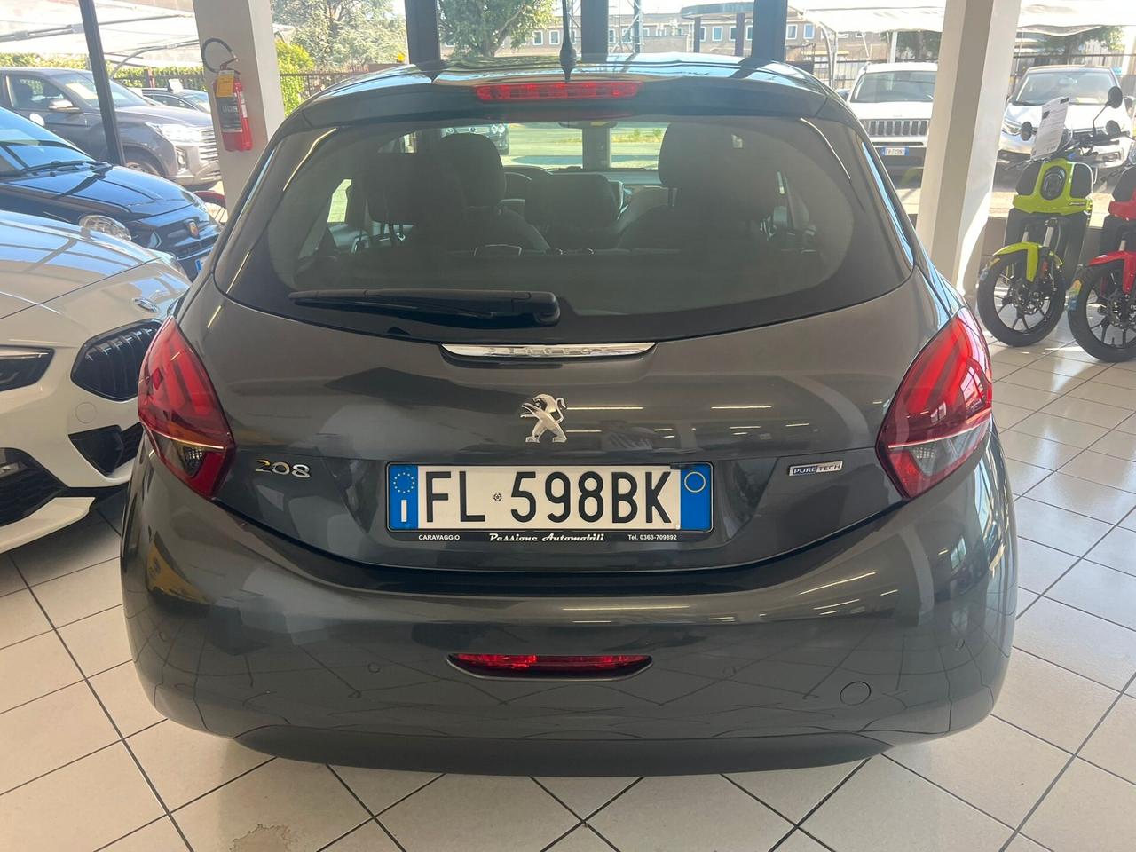 Peugeot 208 PureTech 82 5 porte Allure