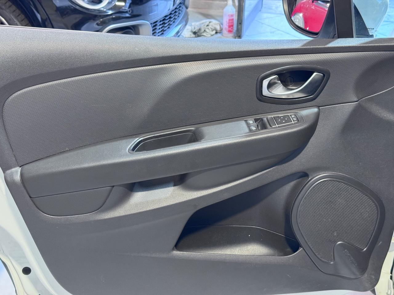 Renault Clio dCi 75cv GIOIELLINO POCHI KM CERTIFICATI