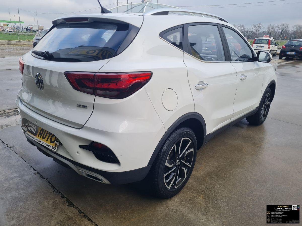 MG ZS Luxury Benzina-45.000 Km - Anno 2023