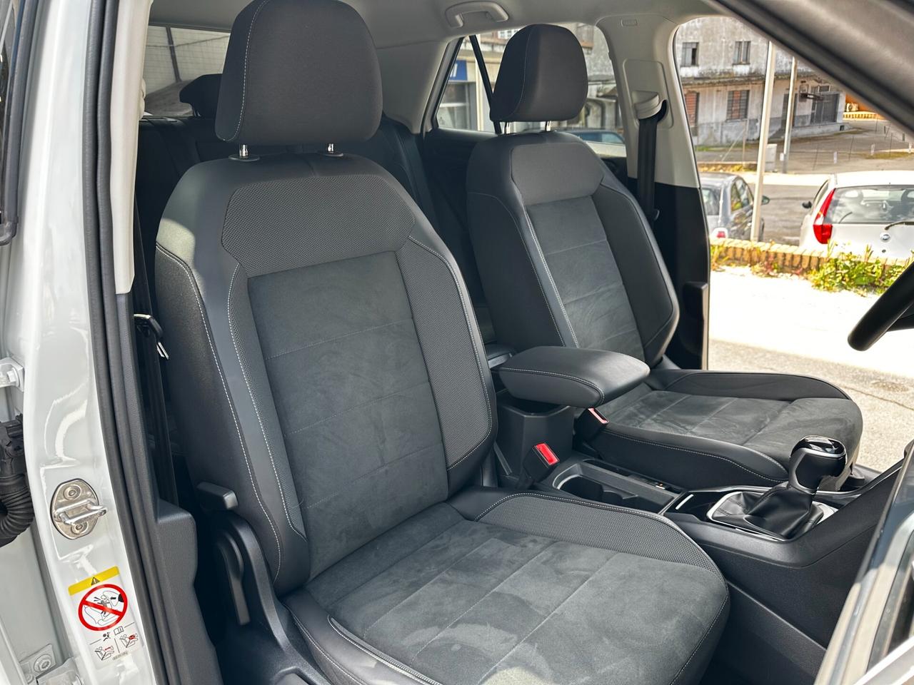 Volkswagen T-Roc 2.0 TDI 150 DSG Style LINE _ VIRTUAL_NAVI_FULL LED_SEDILI MASSAGE