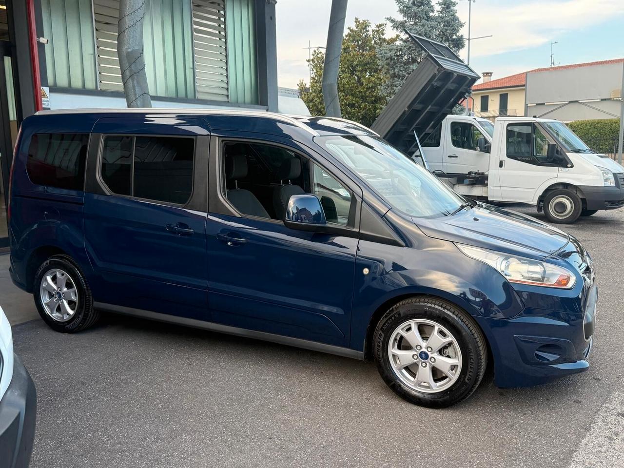 Ford Tourneo Connect Ford Grand Tourneo Connect 1.6 TDCi Titanium MOTORE NUOVO