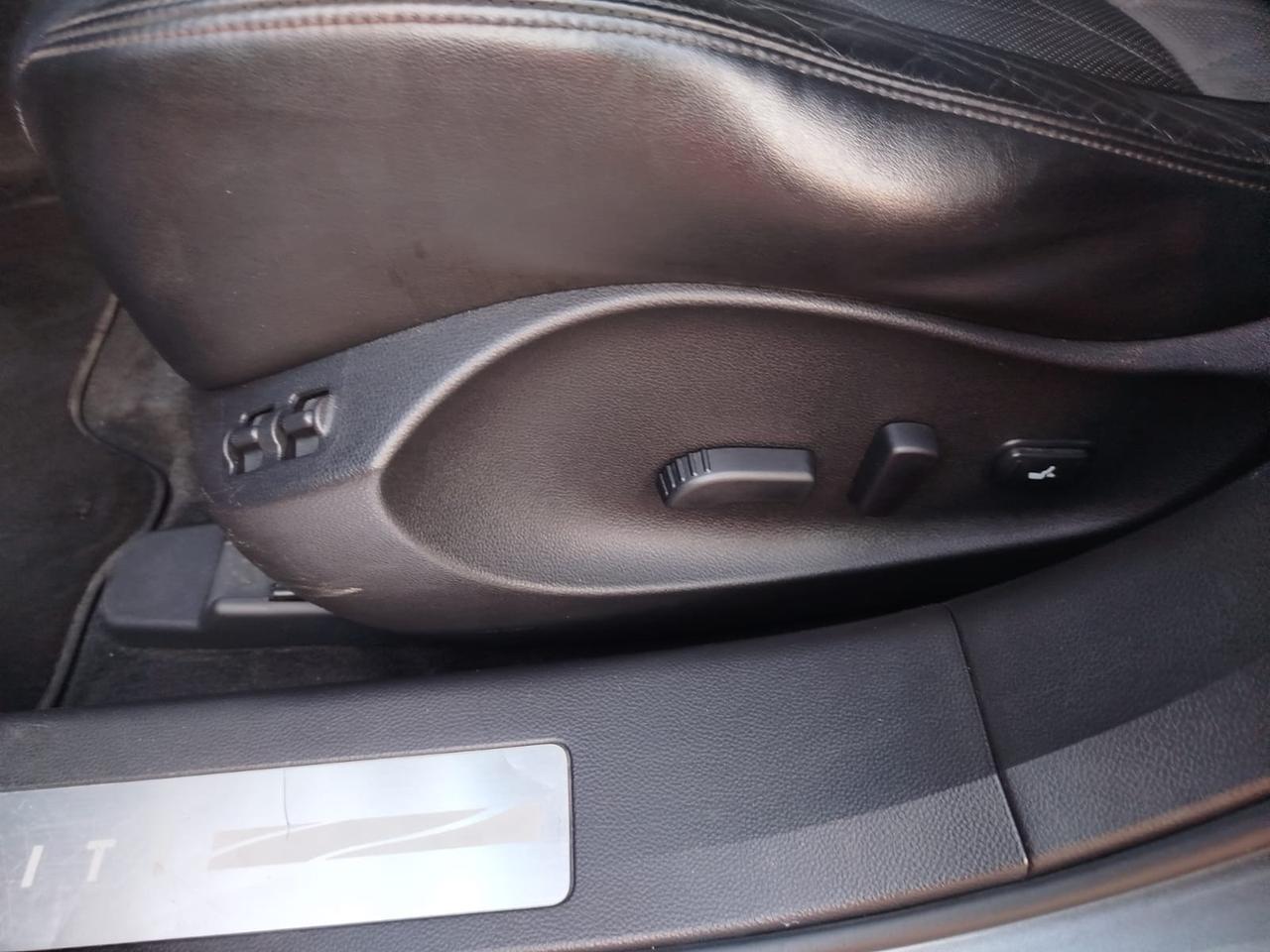 Infiniti QX70 3.0 diesel V6 AT S Premium