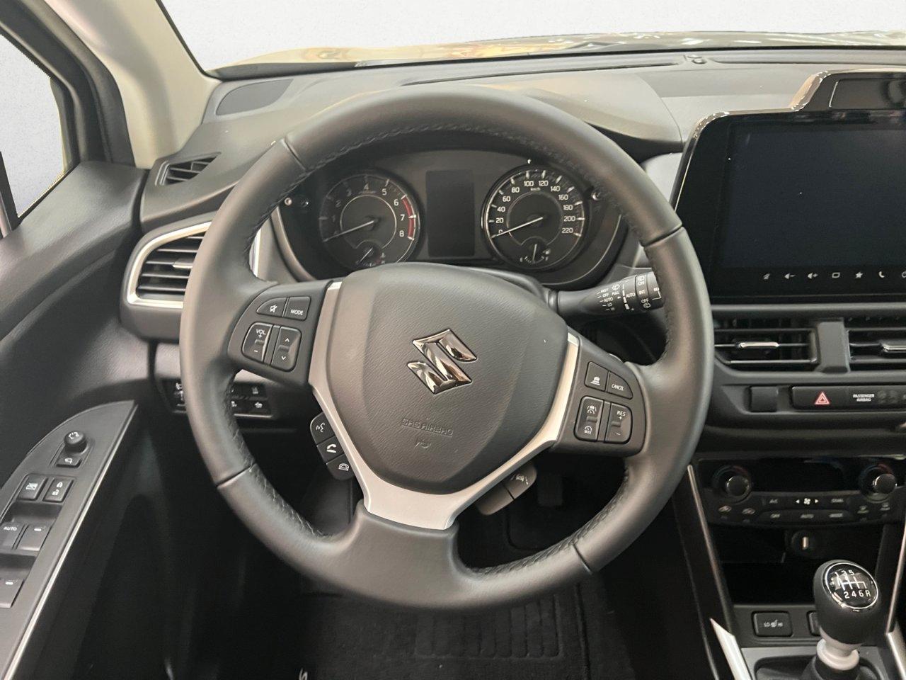 Suzuki S-Cross 1.4 Hybrid Top