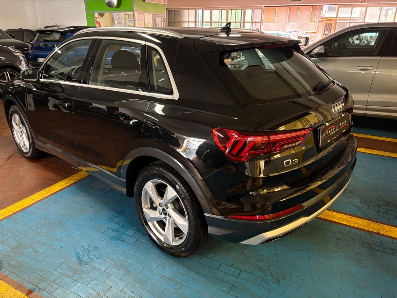 Audi Q3 40 TFSI quattro S tronic Business Advanced