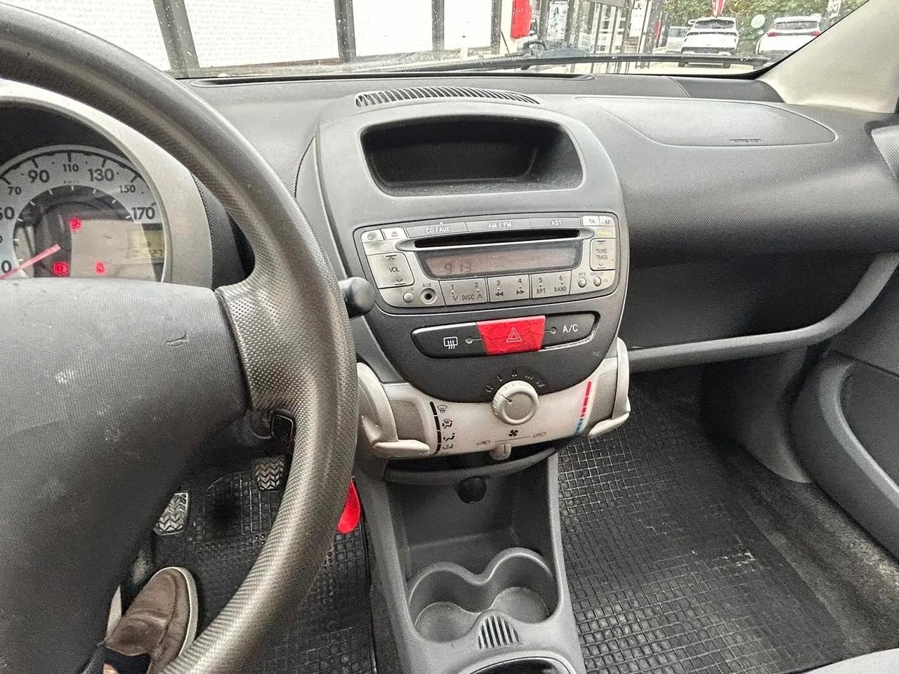 Peugeot 107 1.0 68CV 5p. Desir