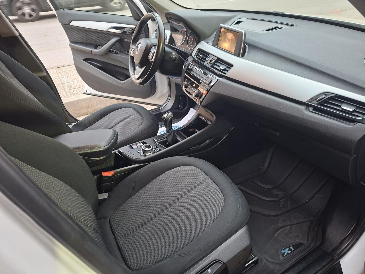 Bmw X1 sDrive18d Advantage * Navi * Full * Bianco Perlato * Garantito 12 Mesi