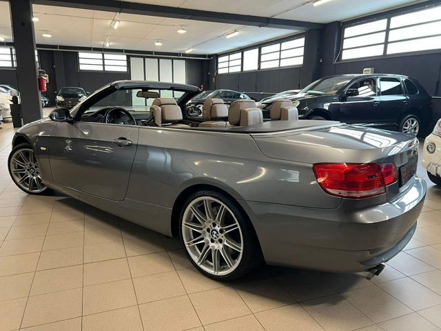 BMW 330 i Cabrio MANUALE ! MSPORT ! 19 ! 2 PROPRIETARI !