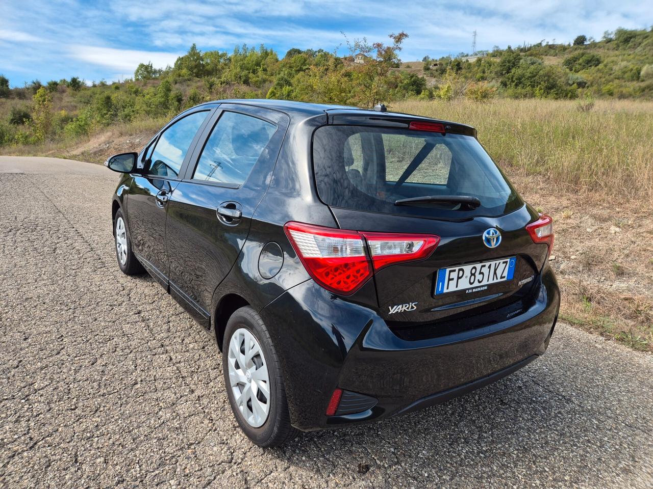 Toyota Yaris 1.5 Hybrid 5 porte Active