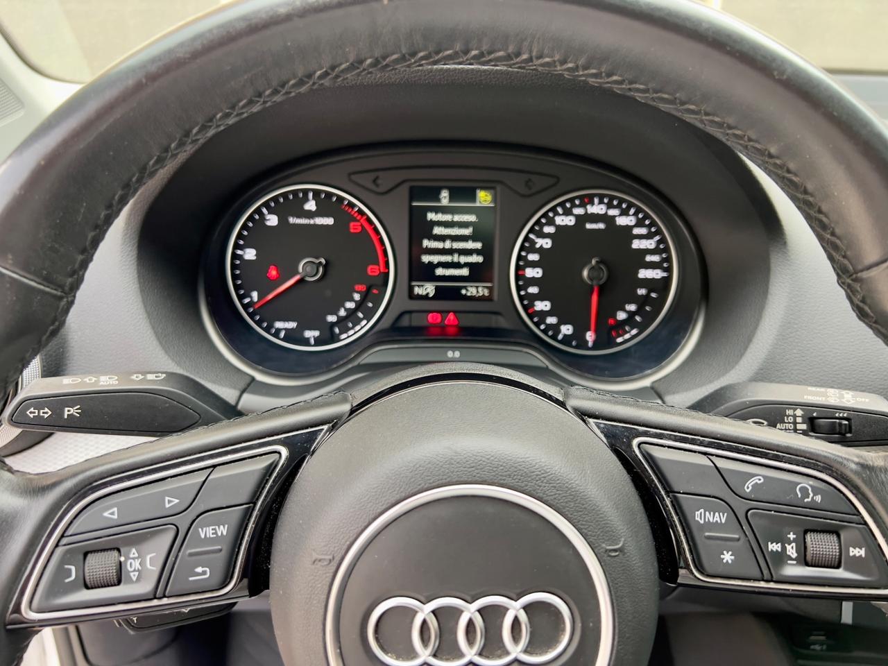 Audi Q2 35 TDI S tronic Admired Advanced