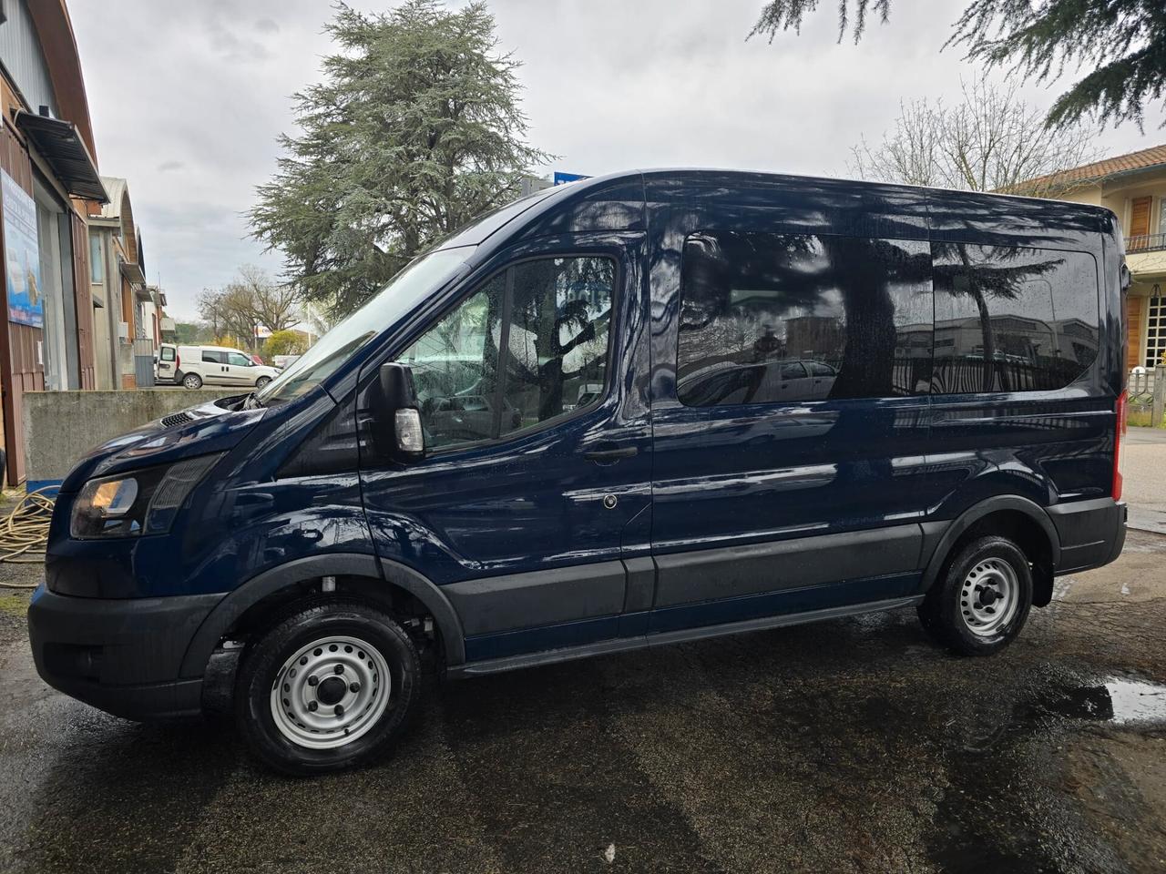Ford Transit Custom 320 2.0 TDCi 130 PL Combi Trend rate da 199,00