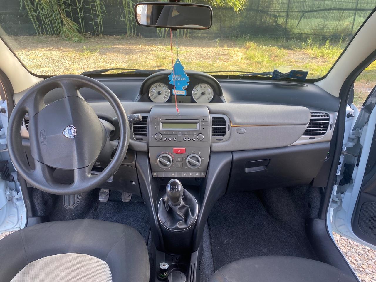 Lancia Ypsilon 1.3 Multijet 16V Platino
