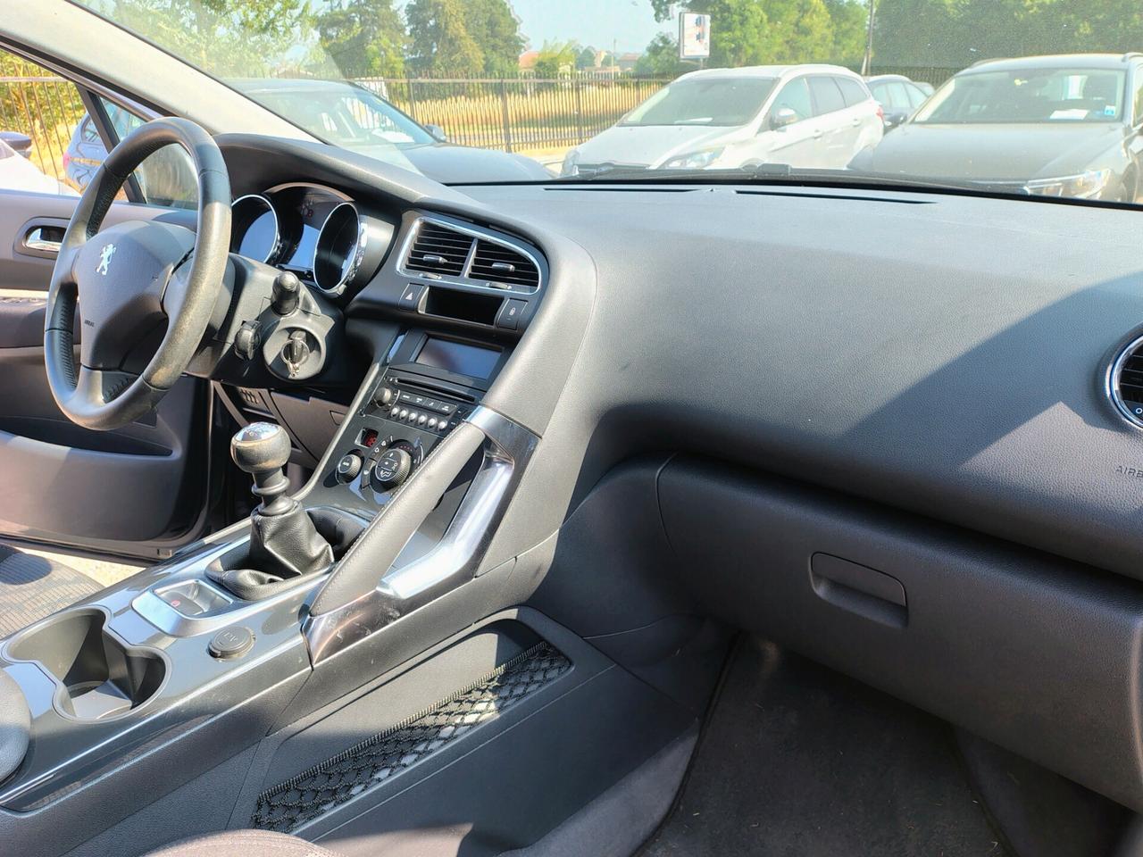Peugeot 3008 1.6 HDi 112CV Tecno