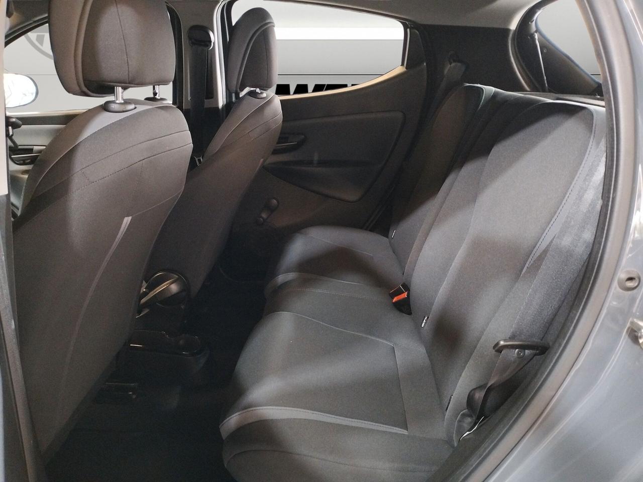 Lancia Ypsilon 1.2 Silver 69cv
