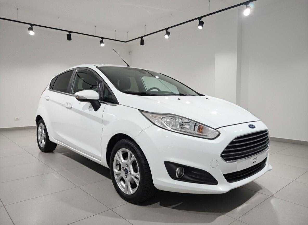 Ford Fiesta 1.4 GPL Titanium