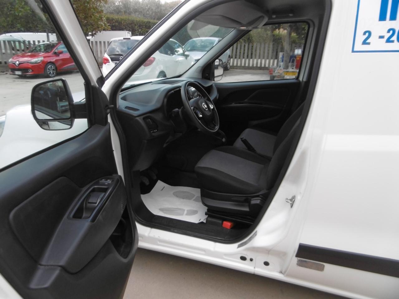 Fiat DOBLO' MAXI 1.3 Mjet 95cv ISOTERMICO > solo 39500 Km