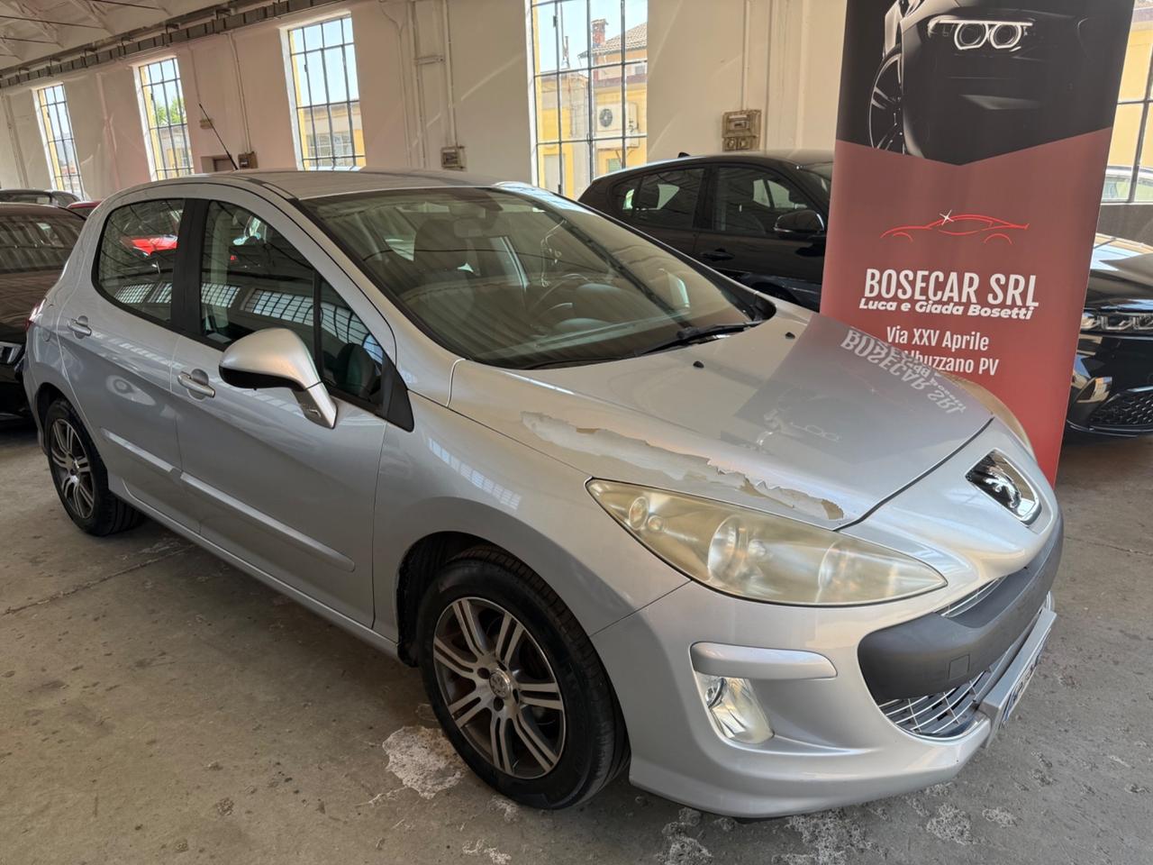 Peugeot 308 1.6 VTi 120CV 5p. Premium