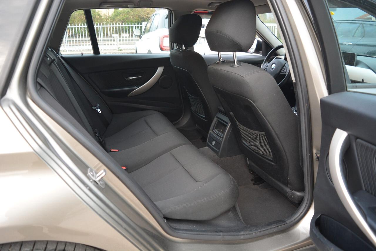 Bmw 318 318d Touring Business automatica