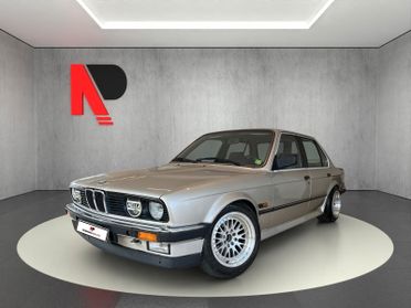 Bmw 318i 4 porte
