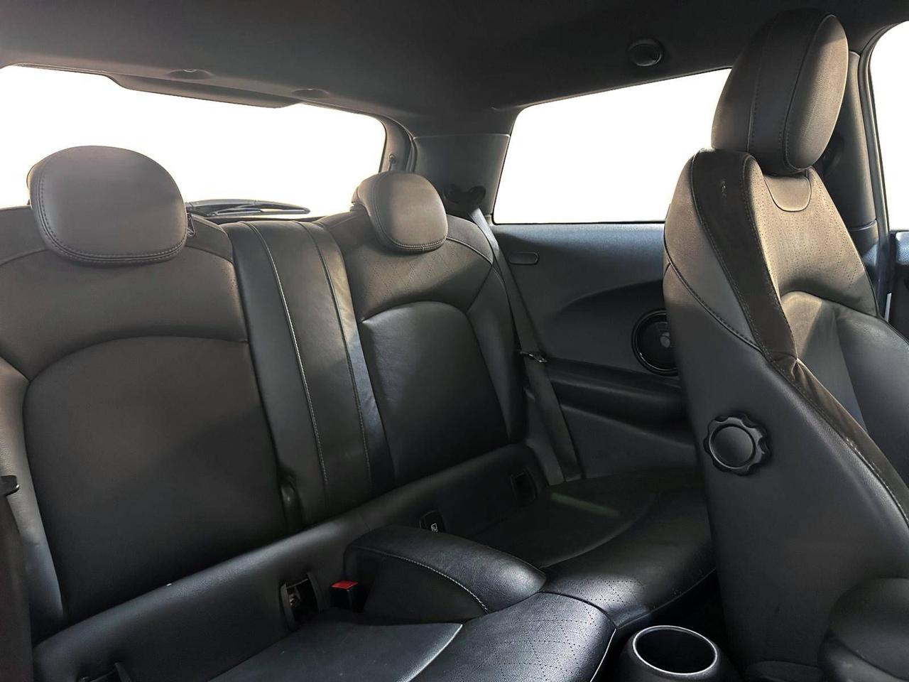 MINI Mini Cooper SE L