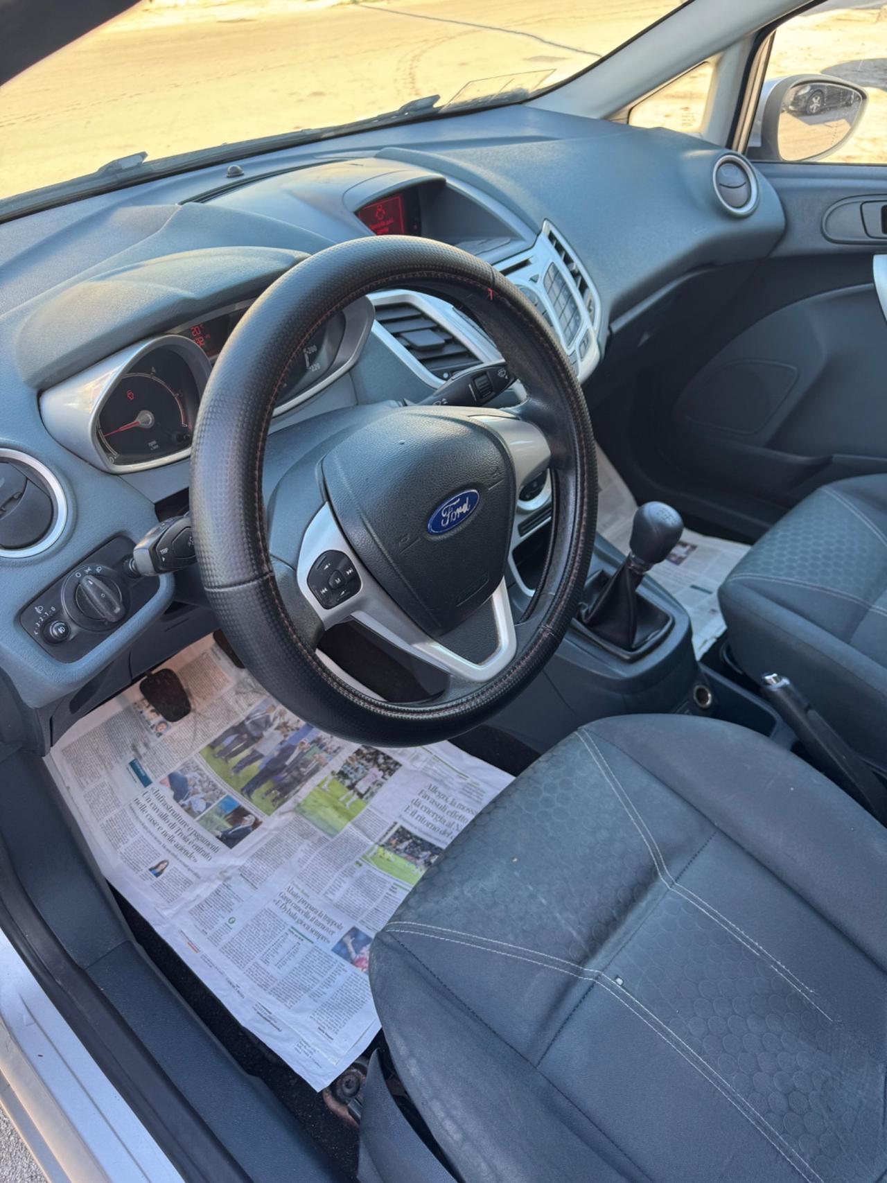 Ford Fiesta 1.4 TDCi 5p. Titanium