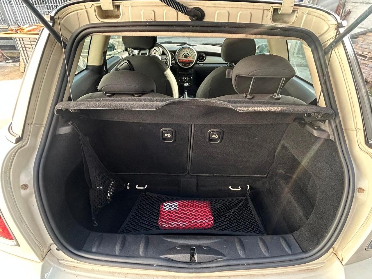 Mini 1.6 16V Cooper D