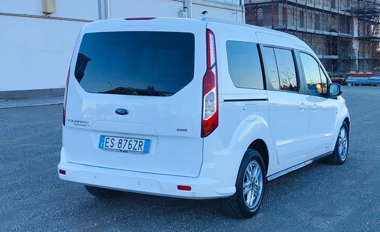 Ford Tourneo Connect Connect7 1.5 TDCi 120 CV Titanium