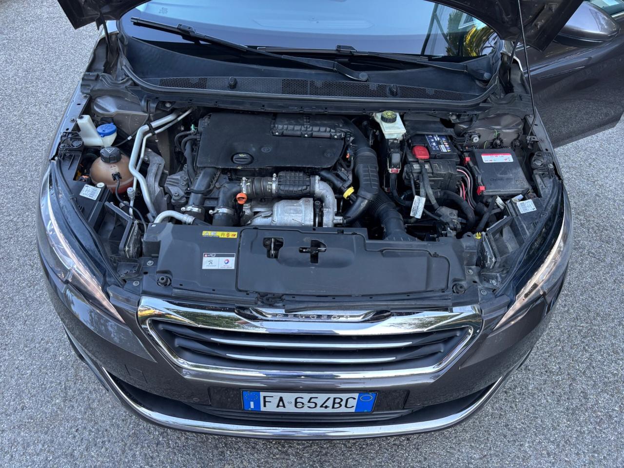 Peugeot 308 BlueHDi 120 S&S Allure