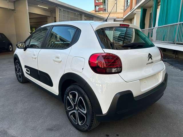 Citroen C3 1.2 83cv Plus + Car Play + R16