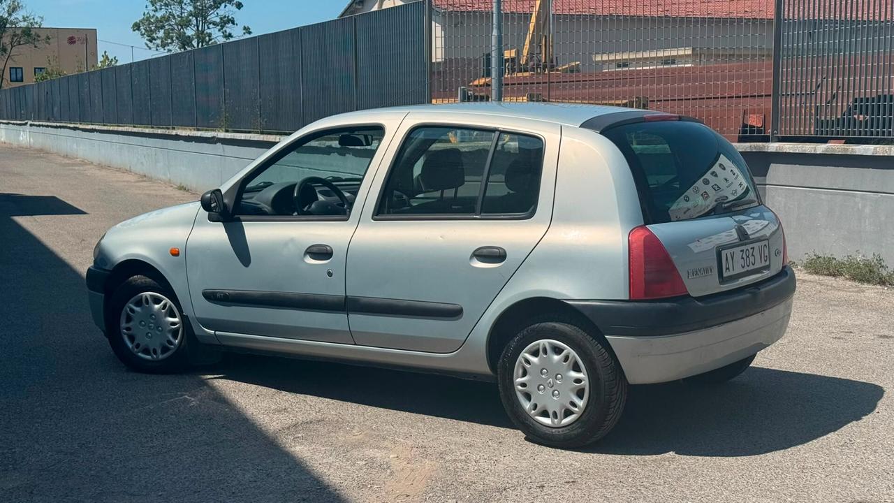 Renault Clio 1.2 cat 5 porte RT