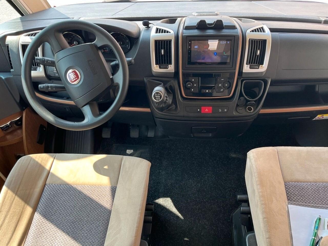 Carthago C-TOURER L 144 MOTORHOME