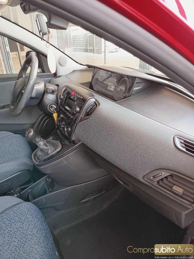 LANCIA Ypsilon 1.0 FireFly 5 porte S&S Hybrid Ecochic Gold
