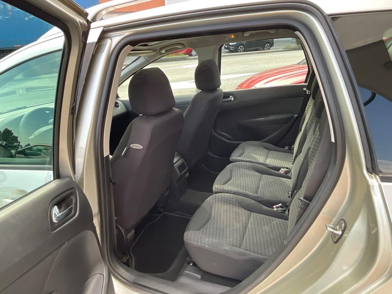 Peugeot 308 1.6 HDi 110CV SW Ciel Tecno