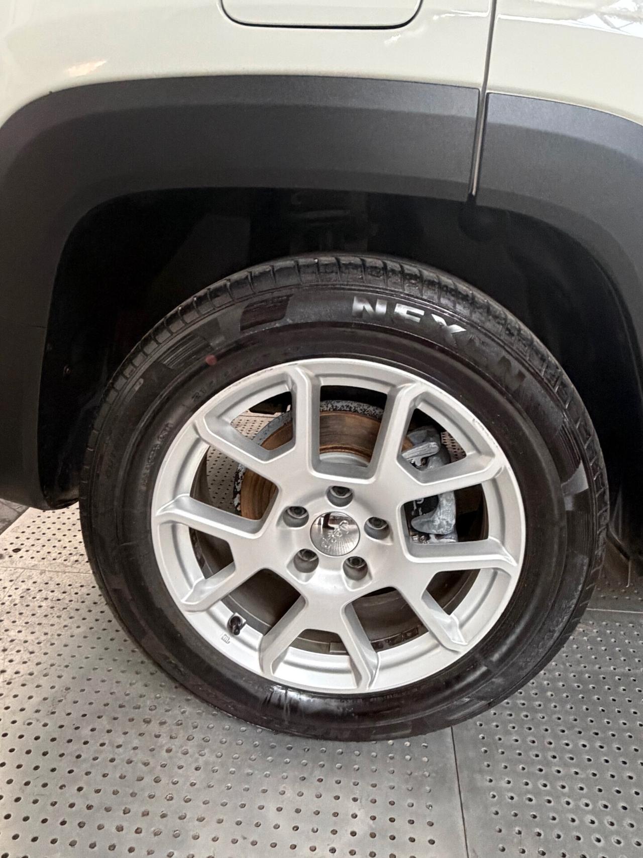 JEEP RENEGADE 1.6 M-JET 120cv DDCT LIMITED